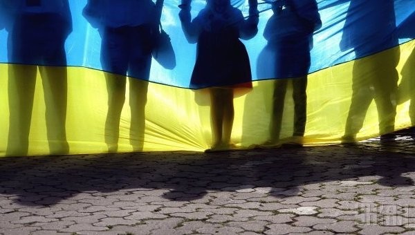 Всеукраинский опрос, или Политика Украины в корчах 