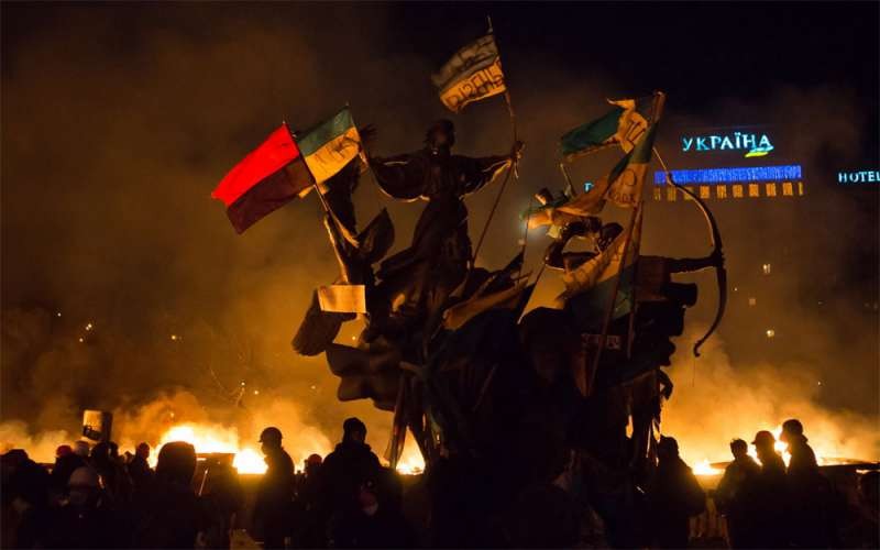 Люди задают вопросы, значит пора включать вариант "В"