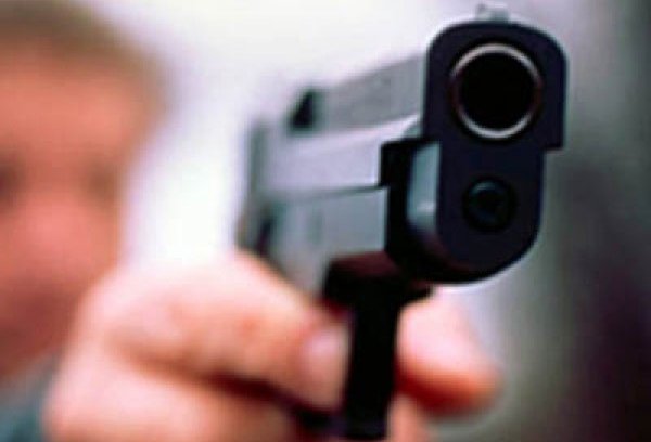 Доброе слово и пистолет Доброе слово и пистолет