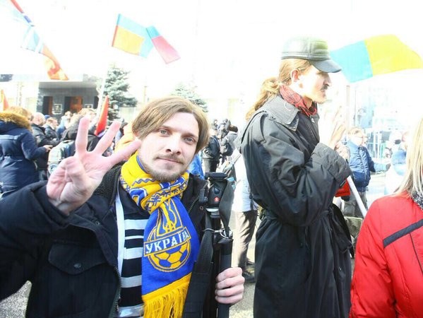 Шествие памяти Бориса Немцова превратили в проукраинскую акцию Шествие памяти Бориса Немцова превратили в проукраинскую акцию