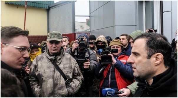 Россия должна нанести ответный удар. Юрий Селиванов Россия должна нанести ответный удар. Юрий Селиванов