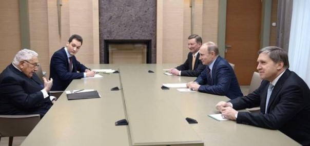 Друг Киссинджер приехал не просто так Друг Киссинджер приехал не просто так