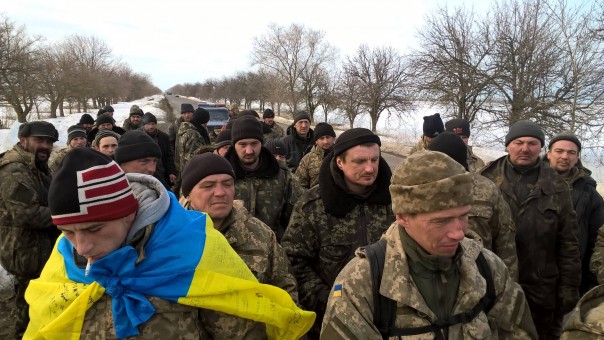 Грязные и голодные укровоины идут пешком с полигона на "штурм" военной прокуратуры г. Николаева Грязные и голодные укровоины идут пешком с полигона на "штурм" военной прокуратуры г. Николаева