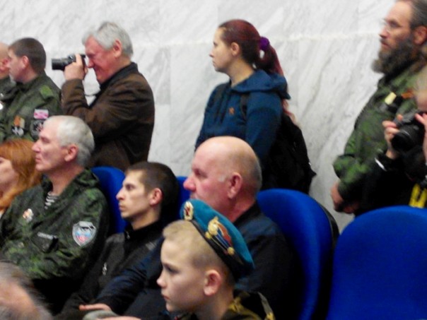 «Добровольцы – защитники Отечества»: героев Донбасса приветствовали на Поклонной горе «Добровольцы – защитники Отечества»: героев Донбасса приветствовали на Поклонной горе