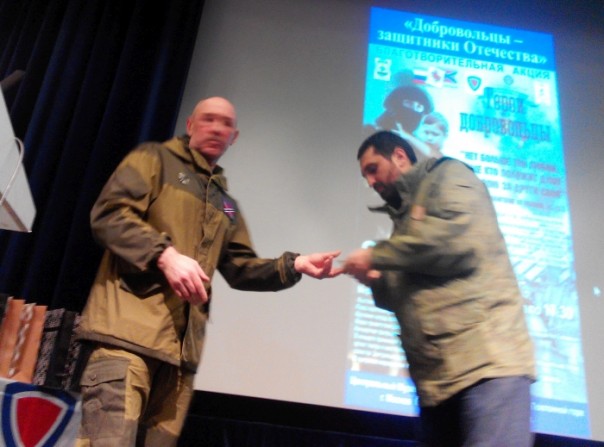 «Добровольцы – защитники Отечества»: героев Донбасса приветствовали на Поклонной горе «Добровольцы – защитники Отечества»: героев Донбасса приветствовали на Поклонной горе