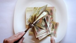 Скачем дальше!!! Гривна возглавила рейтинг наиболее девальвировавших валют