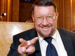 Пикейные жилеты–2016. Евгений Сатановский