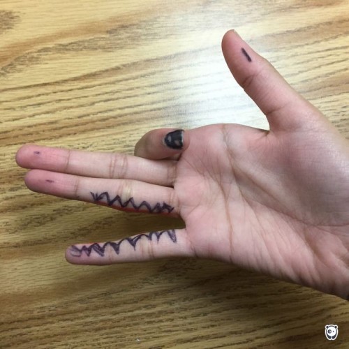 Забавные истории, рассказанные «на пальцах»