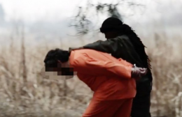 ИГИЛ опубликовало видео казни заложника англоговорящим ребёнком