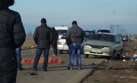 Автобус с мирными жителями подорвался на украинском КПП, погибли три человека