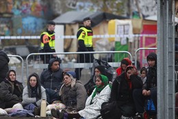 Дошло до того, что жители ЕС аплодируют пожару