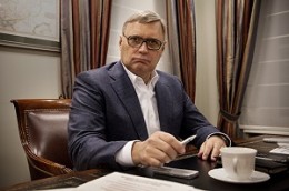 Оппозиция. Миша 2 процента