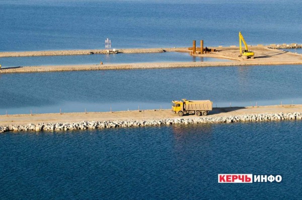 Строят мост Строят мост