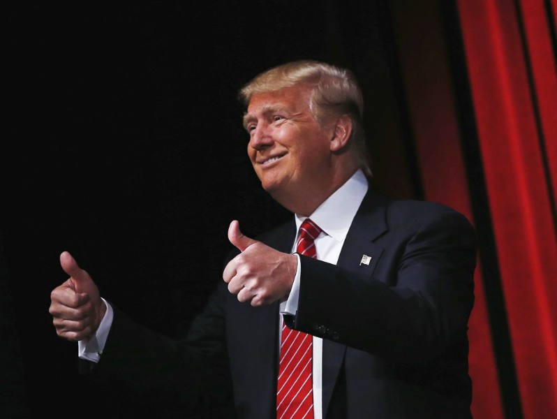 Кандидаты в президенты устроили «школьную драку»