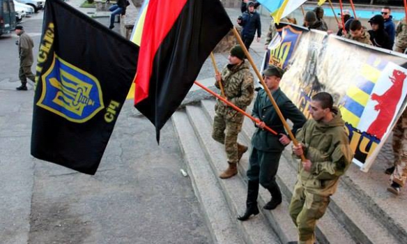 А как же ЕС? В Ужгороде националисты призывают к войне с Европой А как же ЕС? В Ужгороде националисты призывают к войне с Европой