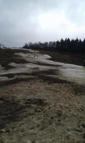 Стою на асфальте в лыжи обутый Стою на асфальте в лыжи обутый