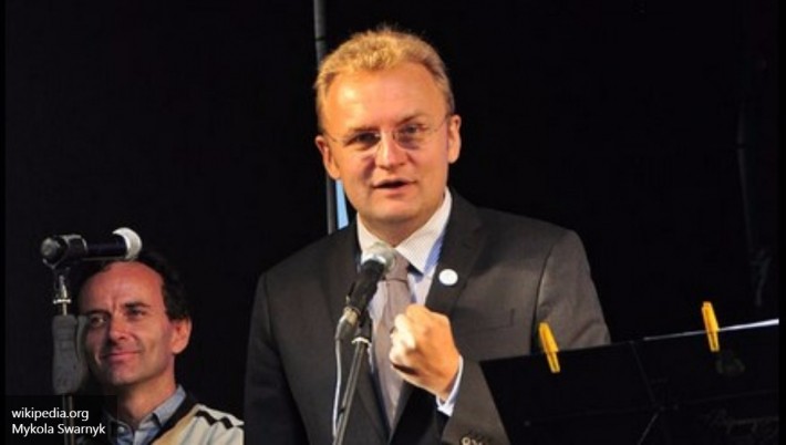 Садовый отверг предложение Порошенко стать премьером Украины Садовый отверг предложение Порошенко стать премьером Украины