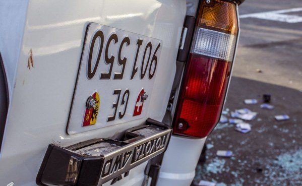 Машина «Международного Красного Креста» попала в ДТП в Донецке Машина «Международного Красного Креста» попала в ДТП в Донецке