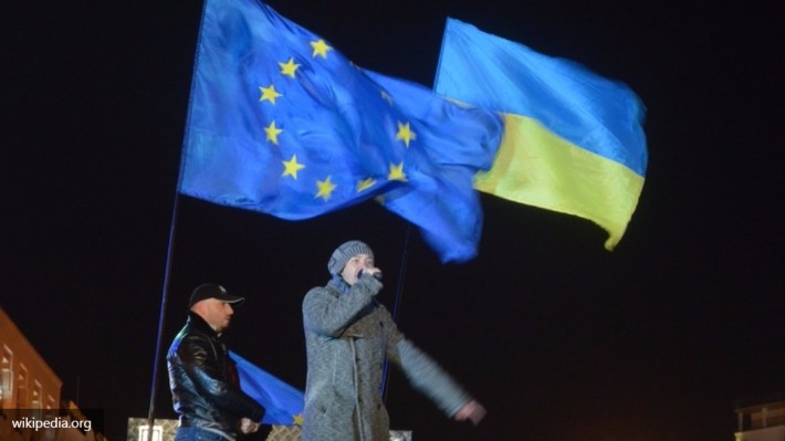 Киев хочет сломить голландцев, выступающих против евроассоциации Украины Киев хочет сломить голландцев, выступающих против евроассоциации Украины