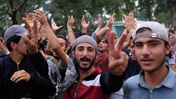 Путь в Европу становится все более тернистым: Украина как идеальное решение миграционного кризиса