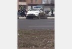 В Харькове автомобиль патрульных снес забор