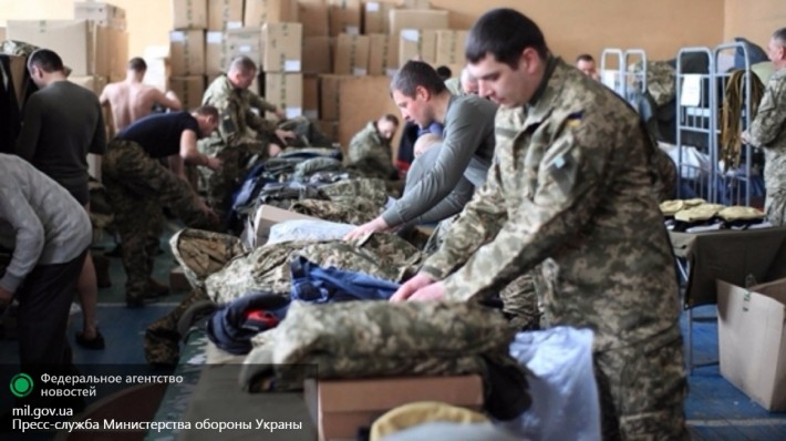 Порошенко рассказал о своих планах на мобилизацию украинцев Порошенко рассказал о своих планах на мобилизацию украинцев