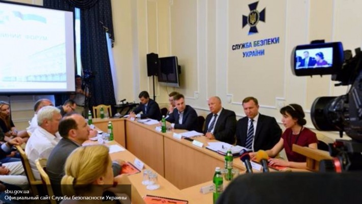 СБУ обнаружила в своих рядах 1391 предателя, променявшего Украину на Россию СБУ обнаружила в своих рядах 1391 предателя, променявшего Украину на Россию