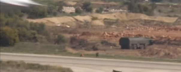 Появилось фото российского ракетного комплекса "Искандер" в Сирии Появилось фото российского ракетного комплекса "Искандер" в Сирии