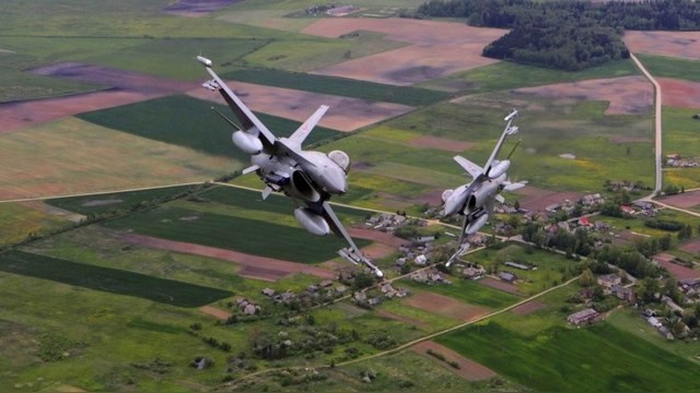 Хорошо, если НАТО лопнет, пока расширяется. А так беда