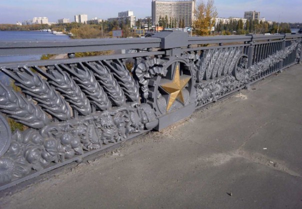 Виталию Кличко стоило бы купить где-то себе мозг и совесть