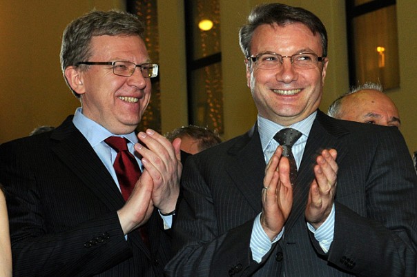 Почему Путин терпит либералов и политику ЦБ? Почему Путин терпит либералов и политику ЦБ?