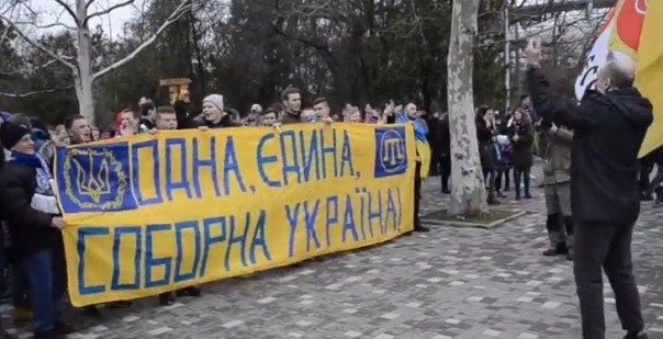 В Одессе впервые после трагедии 2 мая прошел марш ультрас В Одессе впервые после трагедии 2 мая прошел марш ультрас