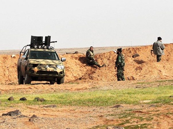 Восстание в Ракке продолжается: ИГ потеряло еще 5 кварталов, убит главарь тунисских наёмников Восстание в Ракке продолжается: ИГ потеряло еще 5 кварталов, убит главарь тунисских наёмников