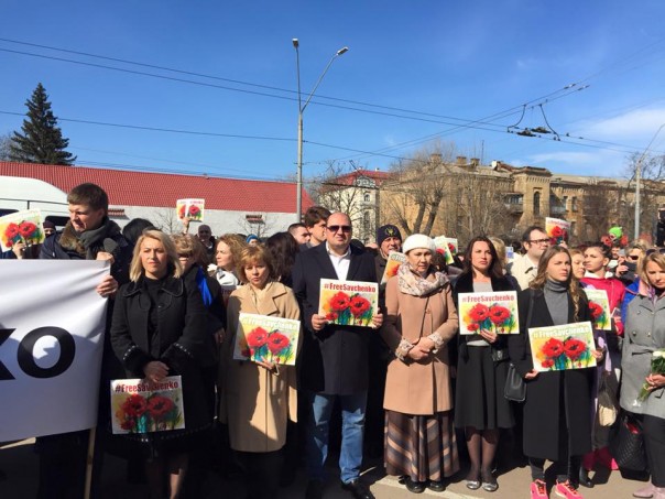 Новый митинг у посольства России в Киеве: Первое слово — наводчице Варфоломеевой Новый митинг у посольства России в Киеве: Первое слово — наводчице Варфоломеевой