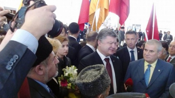 Порошенко и Джемилев прилетели в Турцию — строить совместные козни против российского Крыма Порошенко и Джемилев прилетели в Турцию — строить совместные козни против российского Крыма