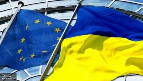 ЕК планирует в апреле сделать предложение Киеву о безвизовом режиме