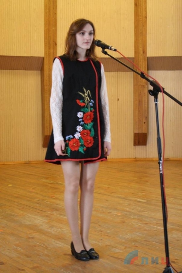 Разрыв шаблона: в ЛНР день рождения Тараса Шевченко отметили праздничным концертом и вышиванками Разрыв шаблона: в ЛНР день рождения Тараса Шевченко отметили праздничным концертом и вышиванками