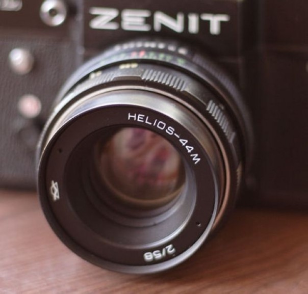 Фотообъектив "Гелиос 44М" разрушитель территориальной целостности Украины Фотообъектив "Гелиос 44М" разрушитель территориальной целостности Украины