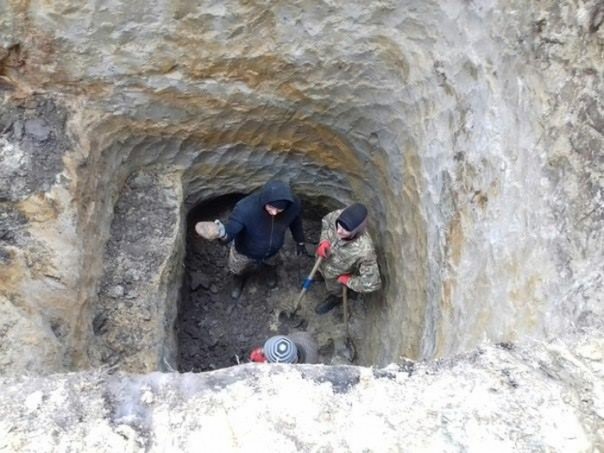 Украинская Африка. Люди гибнут за янтарь Украинская Африка. Люди гибнут за янтарь