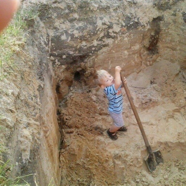 Украинская Африка. Люди гибнут за янтарь Украинская Африка. Люди гибнут за янтарь