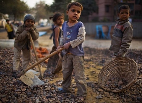 Украинская Африка. Люди гибнут за янтарь Украинская Африка. Люди гибнут за янтарь