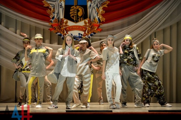 В Донецке начался VII Международный джазовый фестиваль «Джаз-Форум» и показ мод В Донецке начался VII Международный джазовый фестиваль «Джаз-Форум» и показ мод