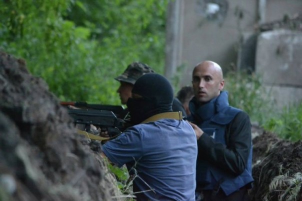 Британский журналист Грэм Филлипс снял фильм о конфликте в Донбассе Британский журналист Грэм Филлипс снял фильм о конфликте в Донбассе