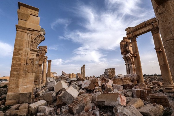 Развалины после ИГИЛ: как выглядит освобожденная от террористов Пальмира Развалины после ИГИЛ: как выглядит освобожденная от террористов Пальмира