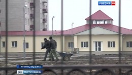 "Под машину ляжем, но их не пустим": украинцы не хотят принимать беженцев