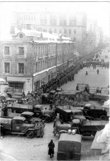 Доцент МИФИ "реконструировал" похороны Сталина по неизвестным кадрам хроники