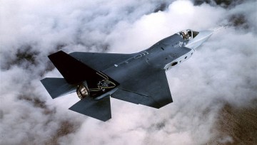 Эксперты опасаются, что американские F-35 устареют уже во время службы
