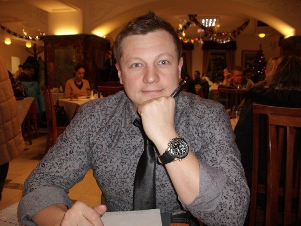 Зверски избитый гитарист "Любэ" скончался, не выходя из комы Зверски избитый гитарист "Любэ" скончался, не выходя из комы