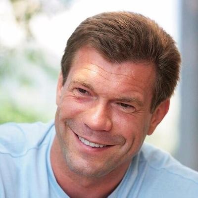 Олег Царев: Судить можно уже даже лишь за попытку переворота, и тем более за сам переворот Олег Царев: Судить можно уже даже лишь за попытку переворота, и тем более за сам переворот