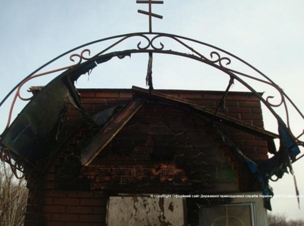 На Кировоградщине вандалы надругались над братскими могилами советских солдат На Кировоградщине вандалы надругались над братскими могилами советских солдат